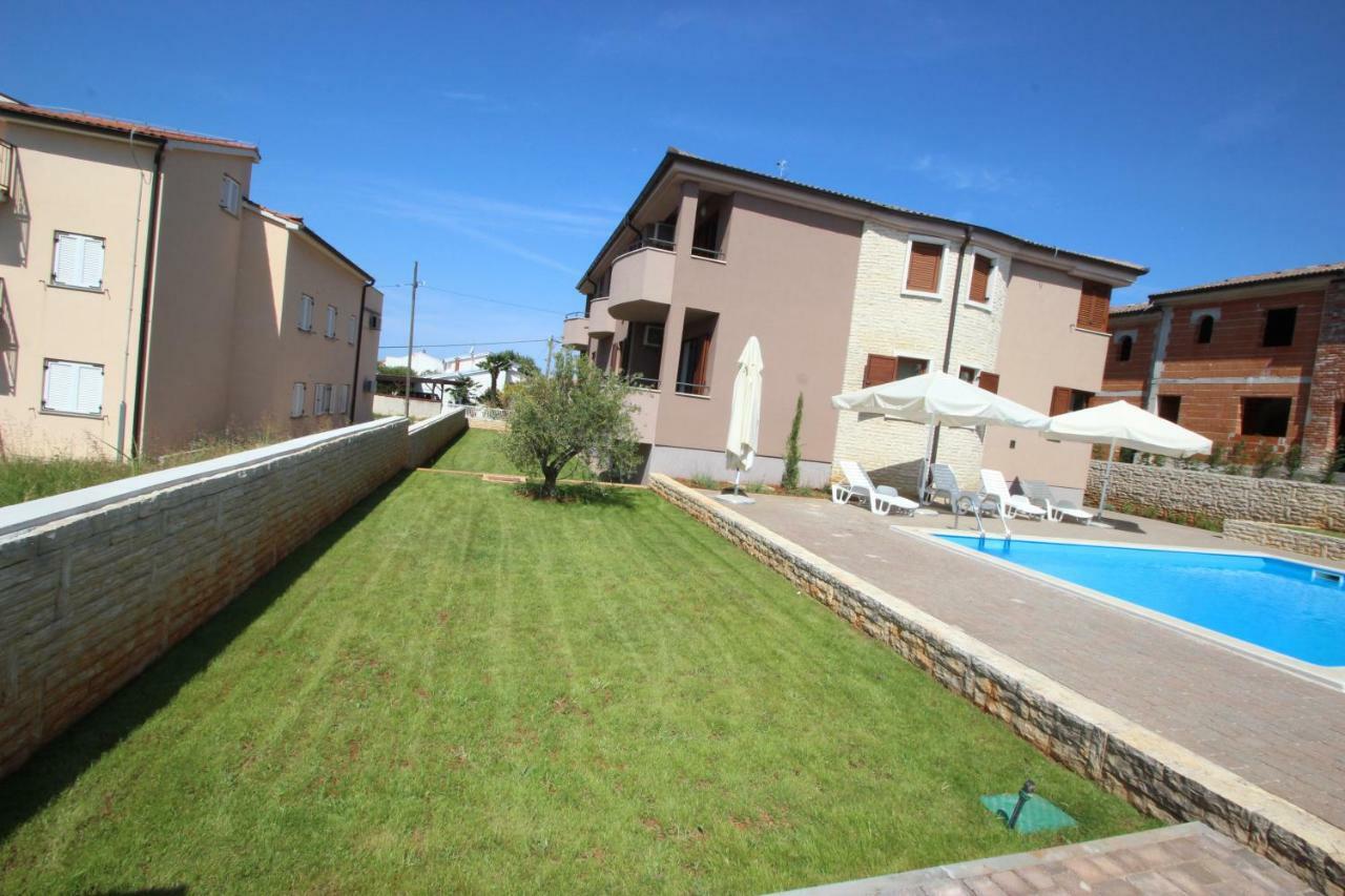 Villa Dora Vabriga Tar-Vabriga Exteriör bild